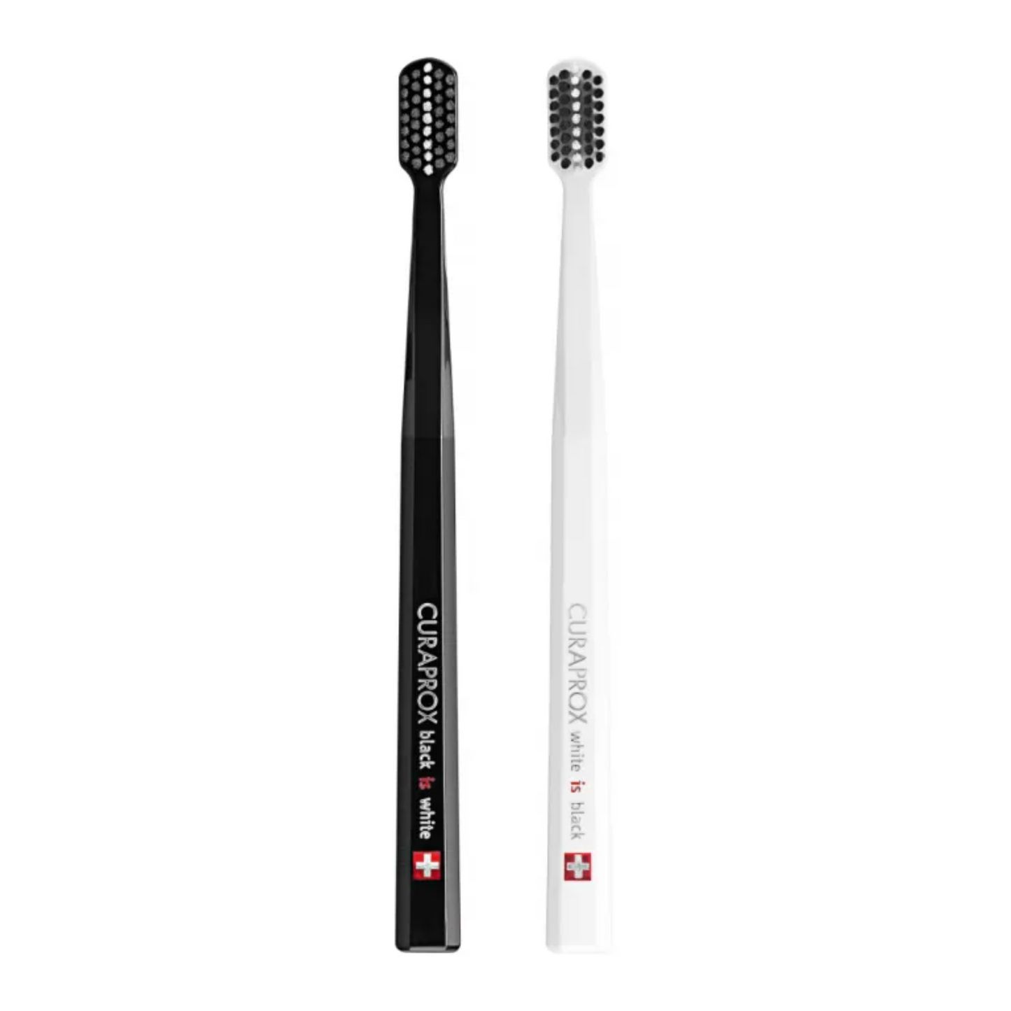 Curaprox Black Is White Duo Escovas Preta/Branca