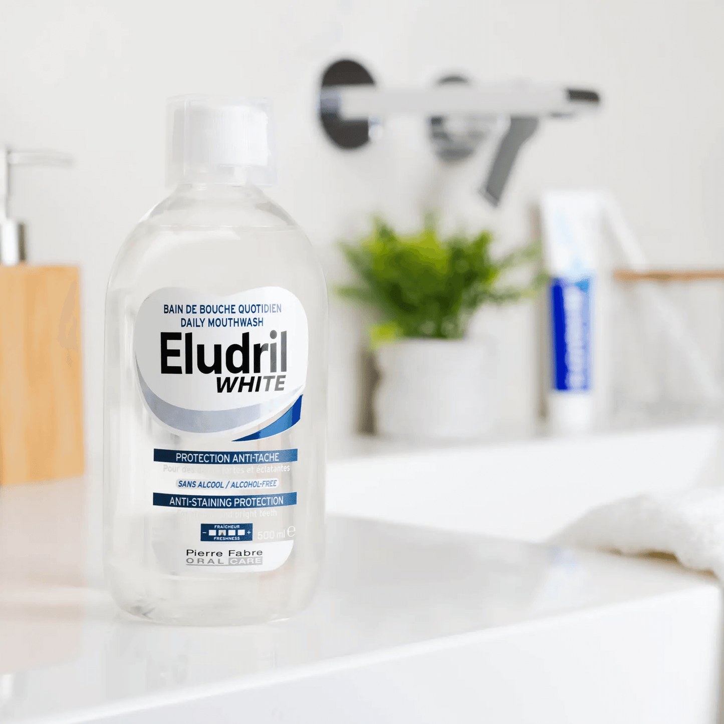 Eludril White Mouthwash 500mL