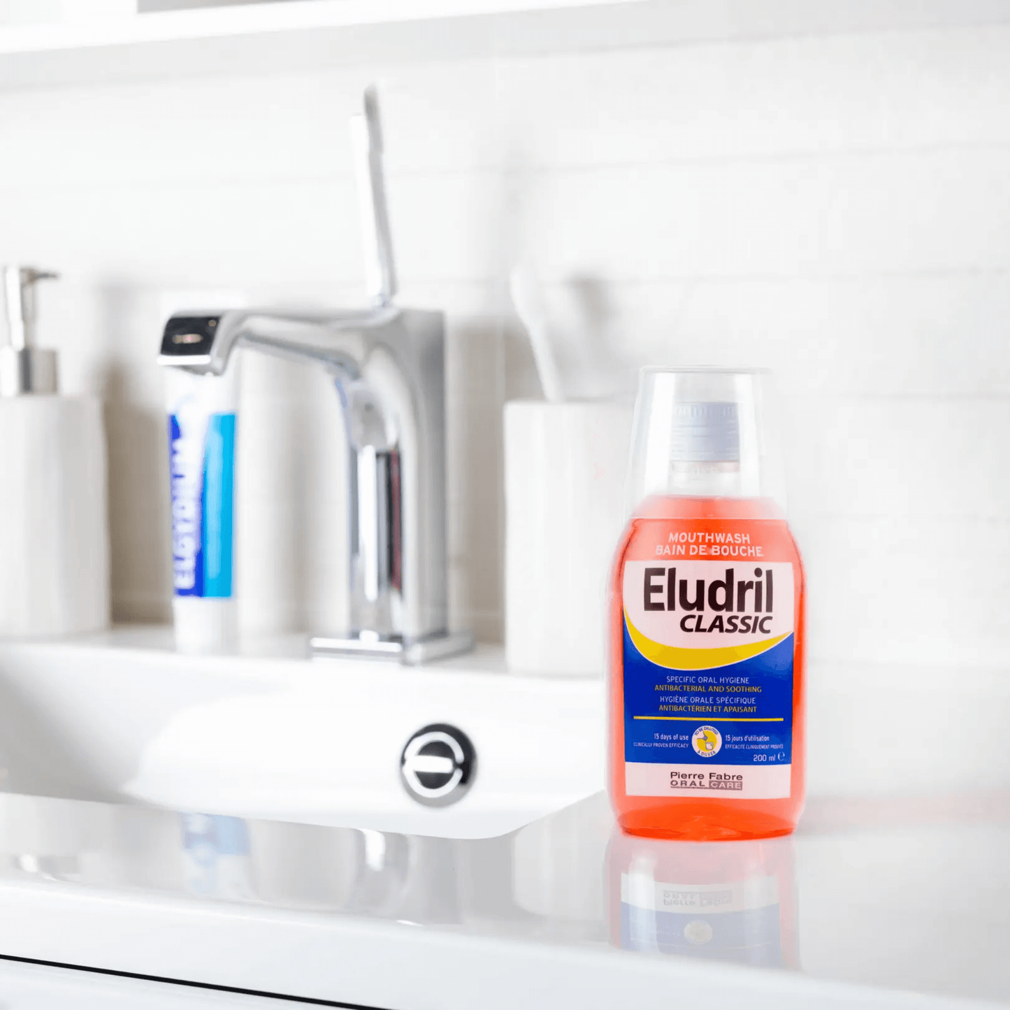 Eludril Classic Mouthwash 200mL